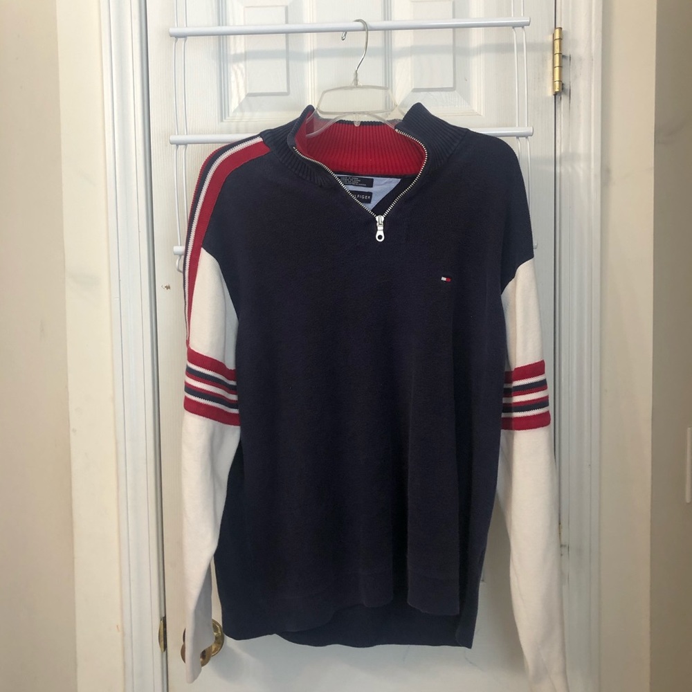 VINTAGE TOMMY HILIFIGER